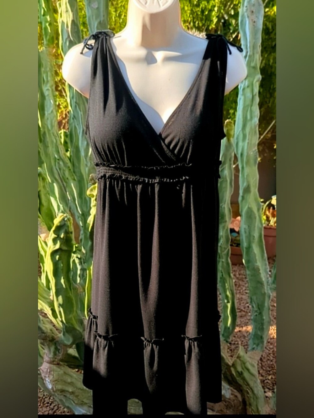 Ann Taylor LOFT Black Ruffle Tiered Mini Dress Adjustable Tie Straps Small